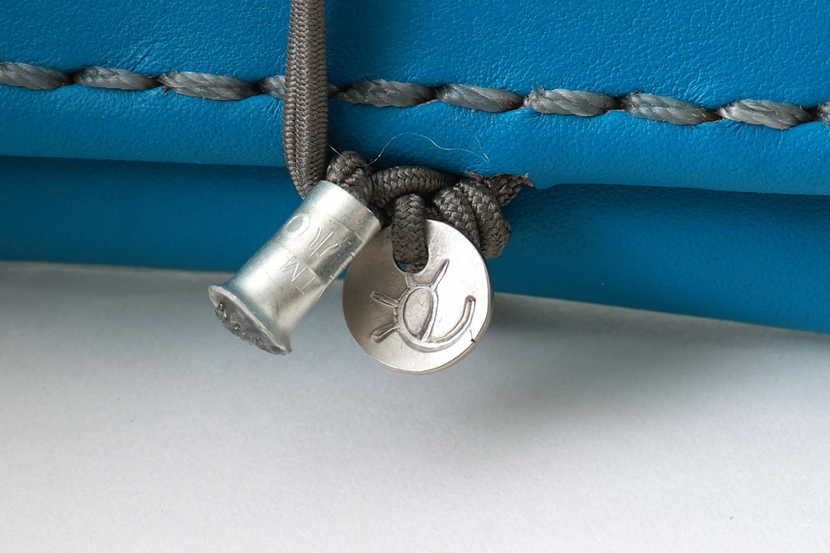 ebagos エバゴス ベルトレザー カード入れ