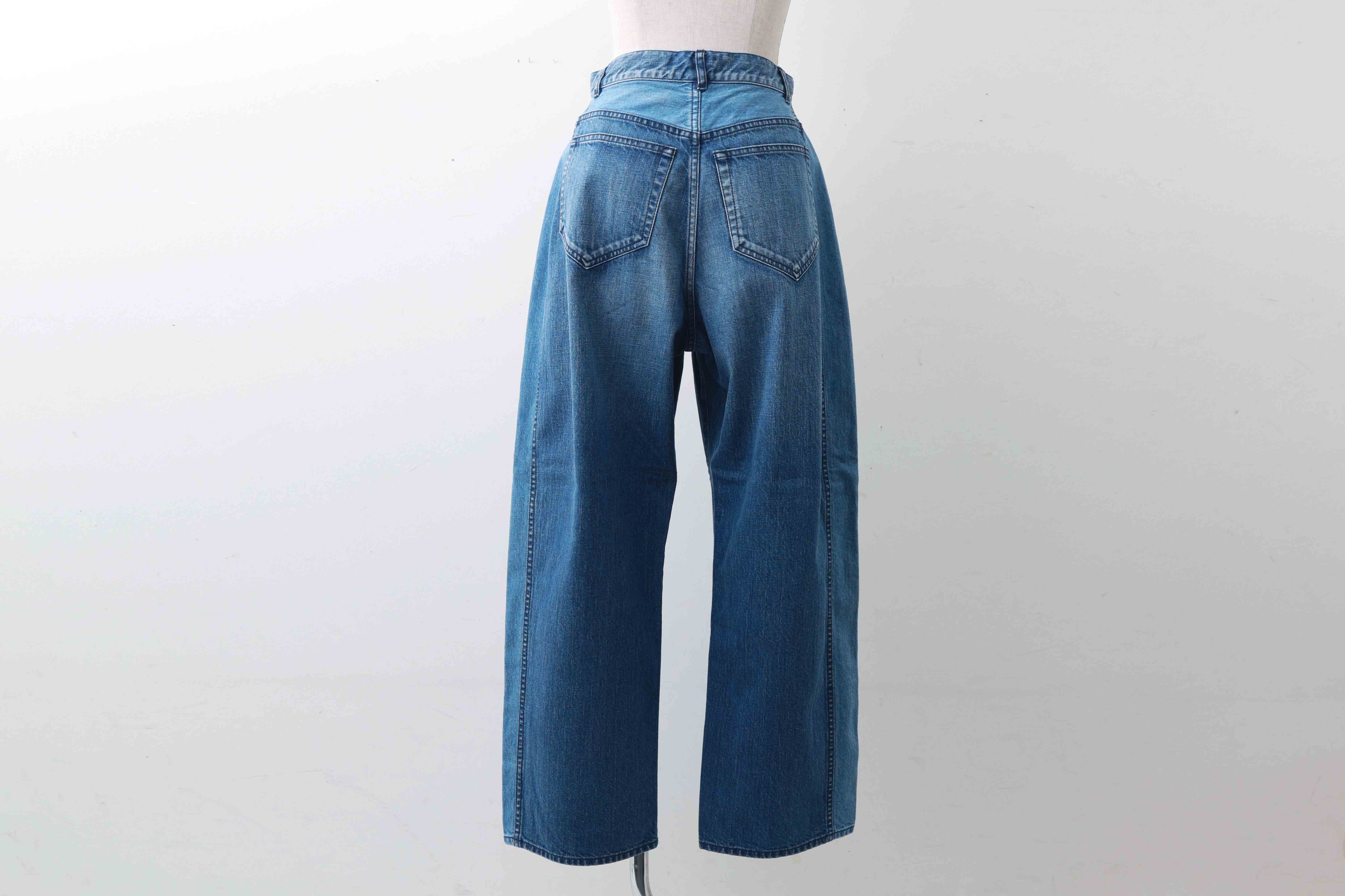 【美品】ルールロジェット ハイウエストデニムパンツ ビジュー サイズ0 美品】ルールロジェット ハイウエストデニムパンツ ビジュー サイズ0