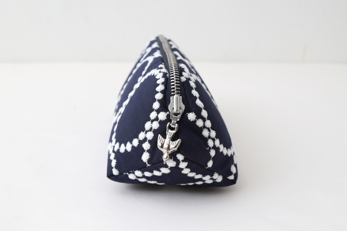 mina perhonen ミナぺルホネン quartz pouch -tambourine-