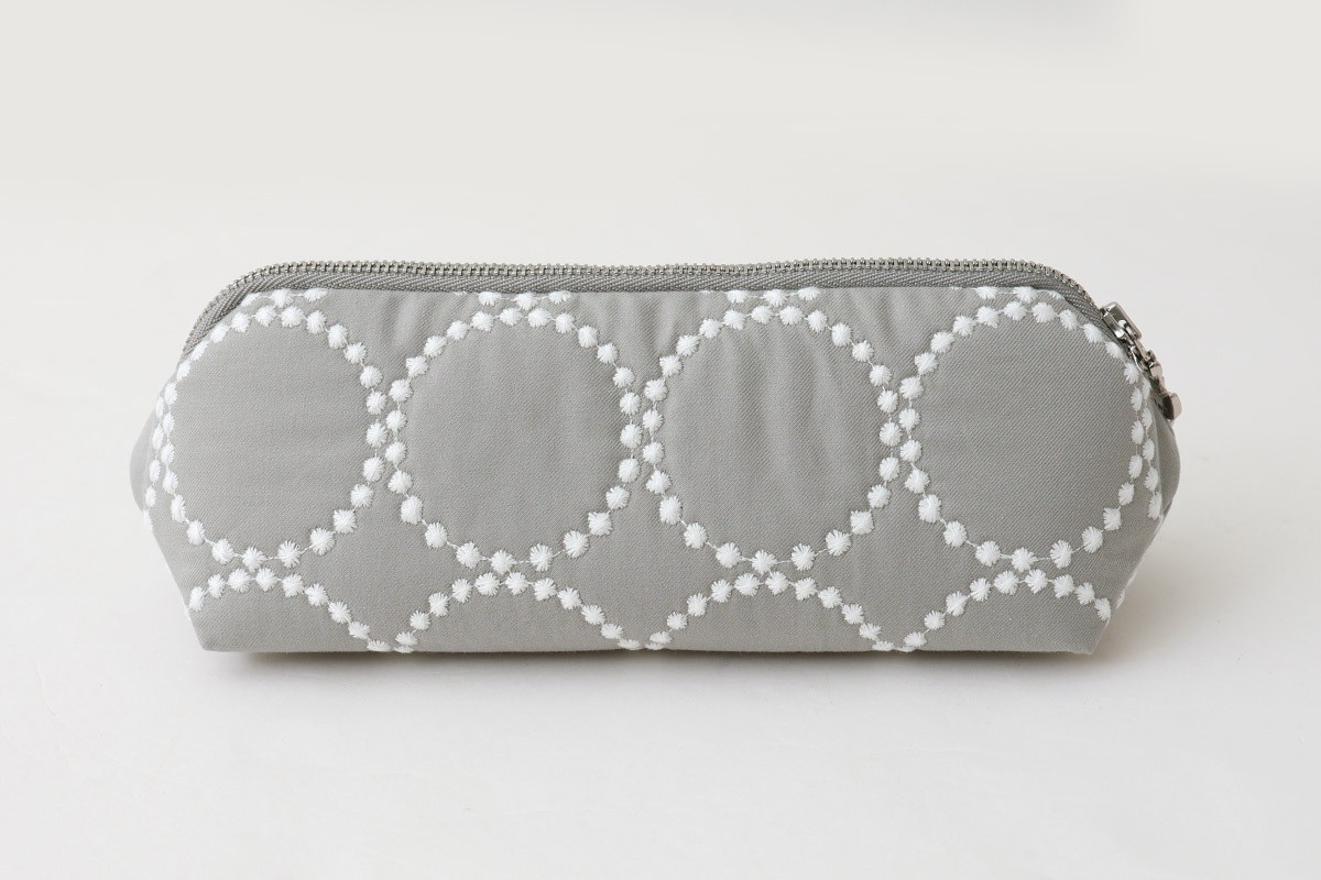 mina perhonen ミナぺルホネン quartz pouch -tambourine-