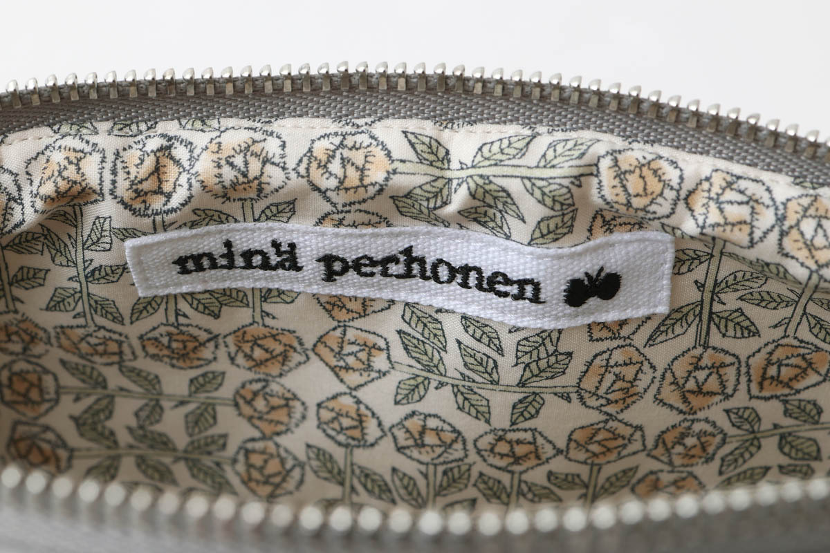 mina perhonen ミナぺルホネン quartz pouch -tambourine-