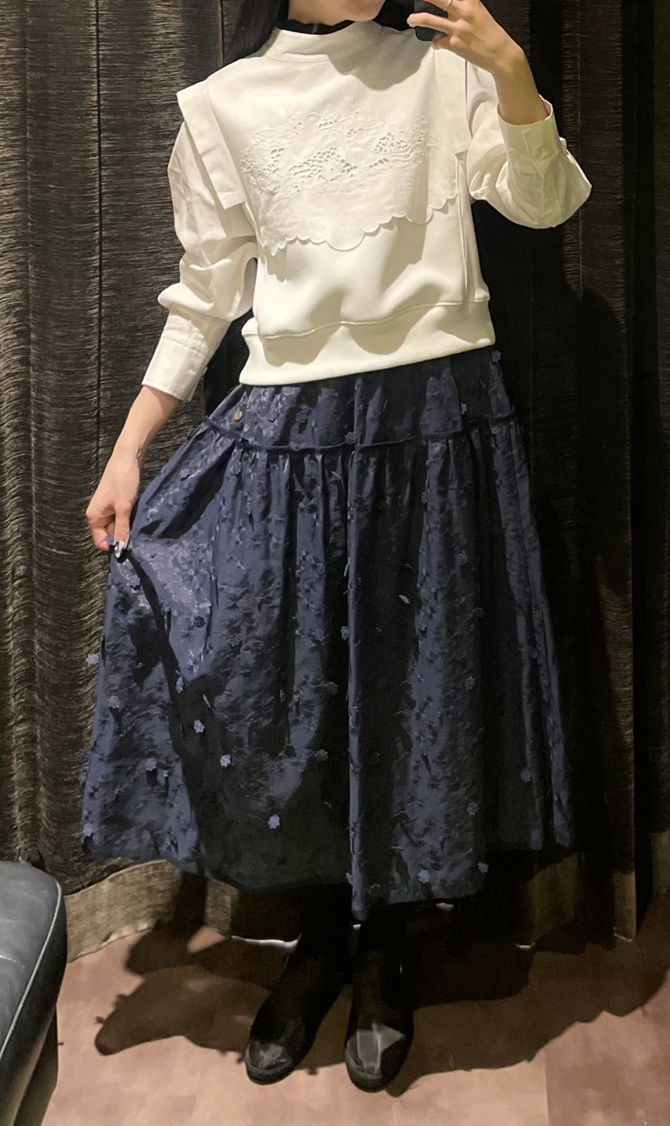 MUVEIL ミュベール パール付きプルオーバー ブラック MUVEIL(ミュベール) カメオ刺繍プルオーバー - YAMAROKU